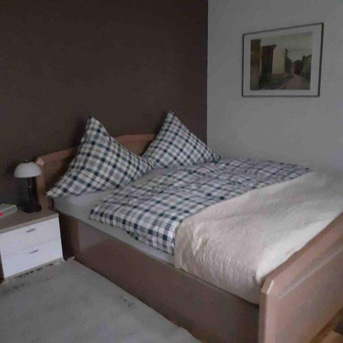 Apartamento de vacaciones para 3 personas, con vistas además de terraza y jardín - 1