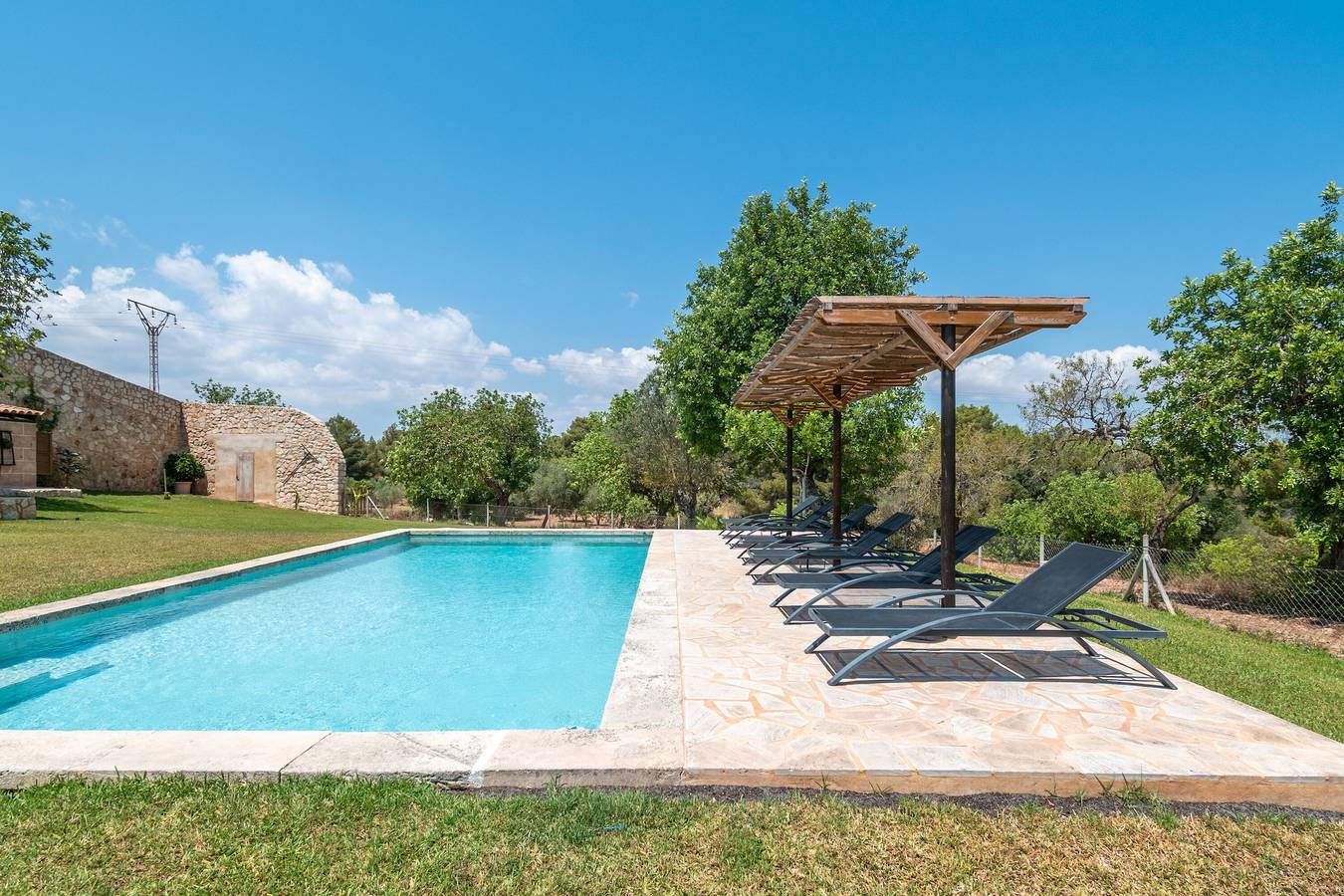 Historische Finca mit Pool, Garten, Wlan und Klimaanlage; Parkplätze vorhanden in Felanitx, Mallorca Süden