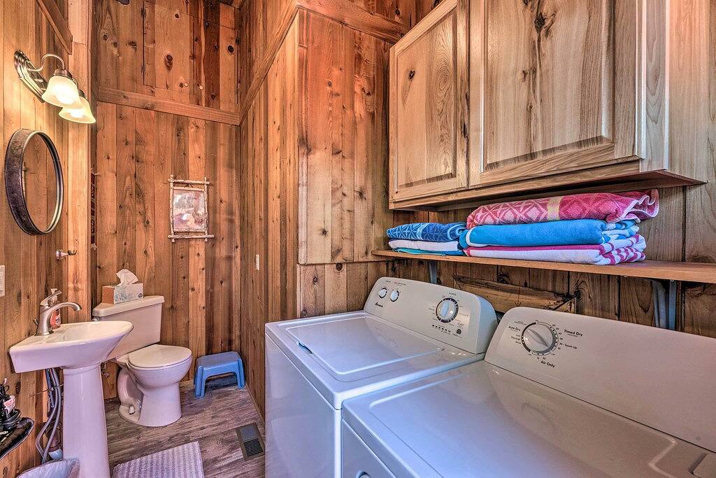 Quiet Retreat w/ Hot Tub - 16 Miles to Ski Apache! in Ruidoso, Ski Apache