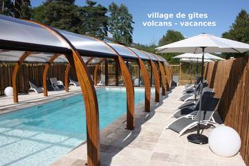 Maison de campagne pour 5 personnes, avec vue sur le lac ainsi que jardin et terrasse à Aydat