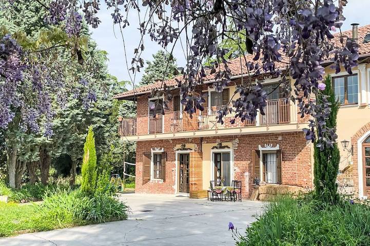Agriturismo per 4 persone, con giardino, con animali domestici ad Asti (Comune)