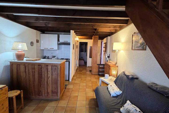 Gîte pour 6 personnes, avec balcon et piscine dans Plage La Milady - 2