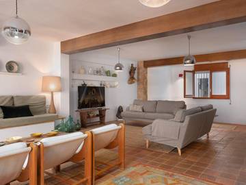 Location de vacances pour 9 personnes, avec balcon à Tamariu