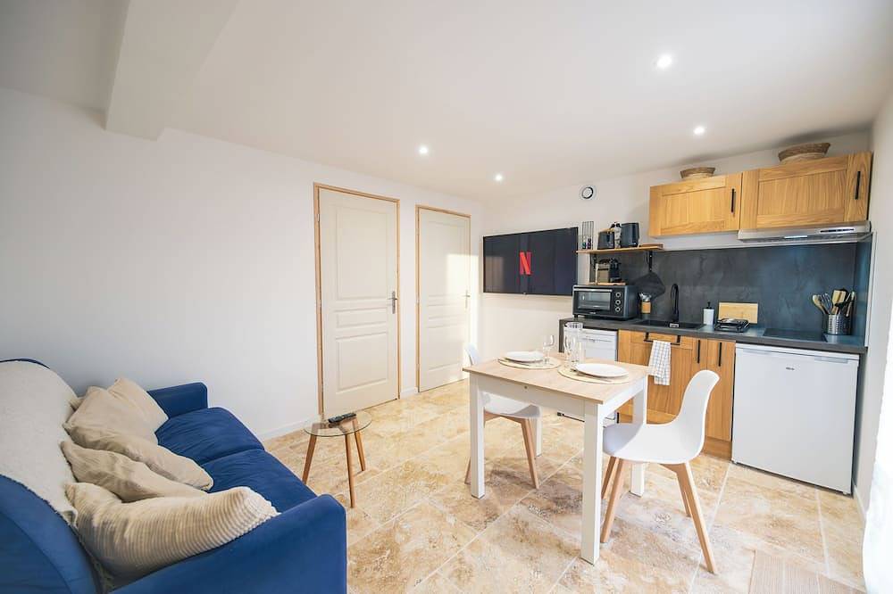 Apartamento entero, T2 Cosy - 4 pers - Parking & Netflix - Nature & Verdon in Vinon-sur-Verdon, Región Brignoles