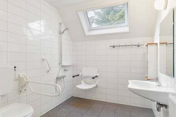 Bungalow für 2 Personen, mit Terrasse und Balkon/Terrasse in den Niederlande