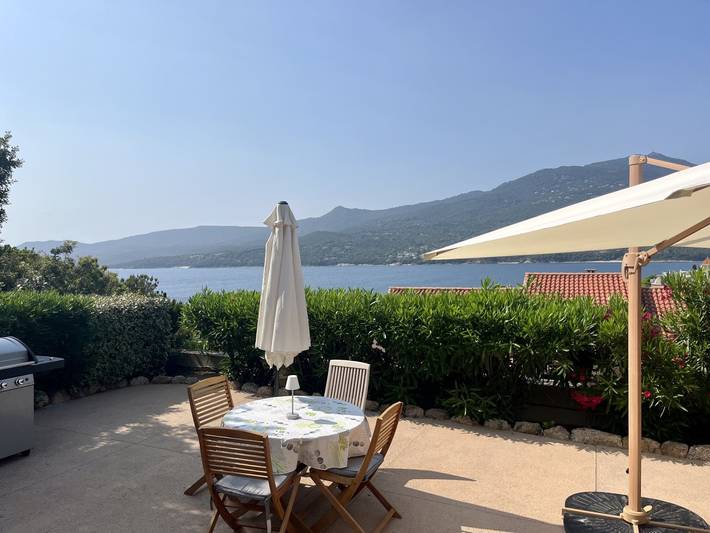 Appartement de vacances pour 4 personnes, avec jardin et terrasse