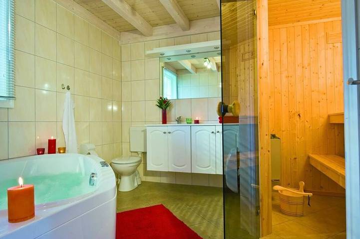 Ferienhaus für 6 Personen, mit Balkon und Sauna in Bad Saarow - 3