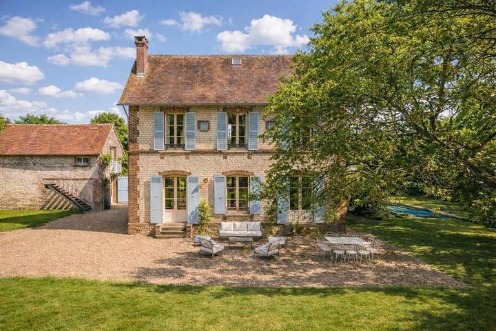 Villa pour 15 personnes, animaux acceptés