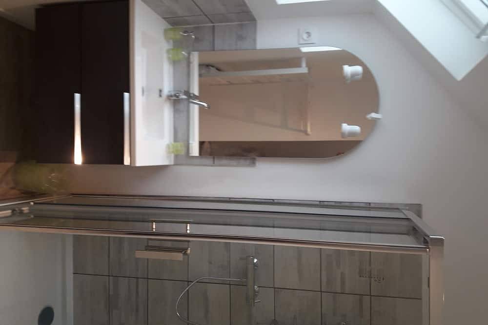 T2 37m² idéalement sité in Pleugueneuc, Région de Saint-Malo