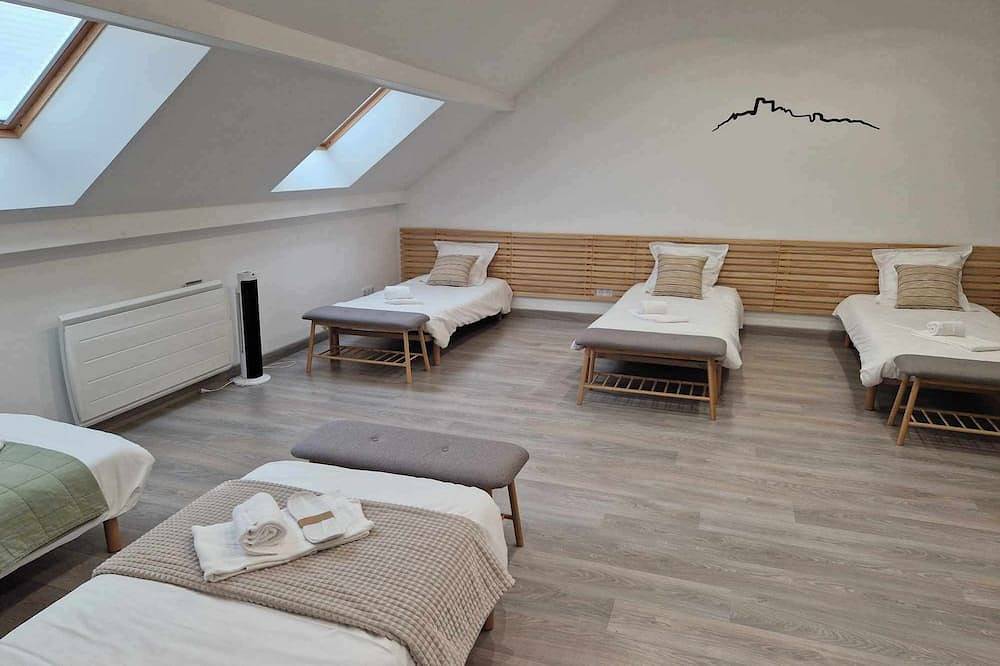 4 bedroom private vacation home in reigny in Crézancy-en-Sancerre, Région de Bourges