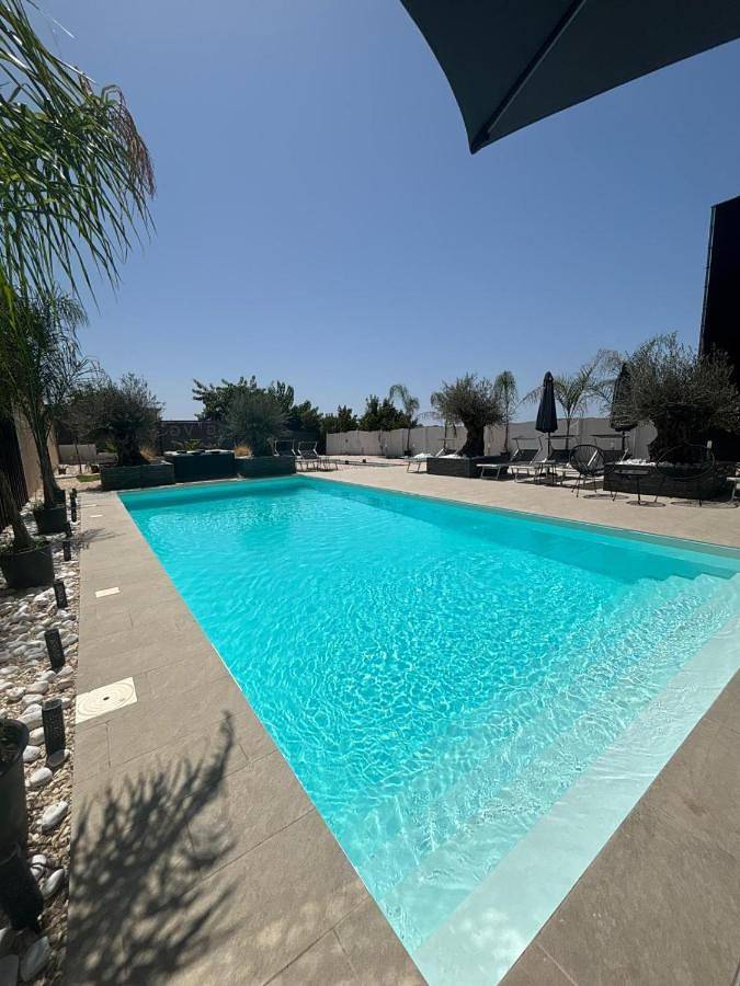 Casa vacanza per 2 persone, con piscina e giardino nonché idromassaggio in Palma di Montechiaro