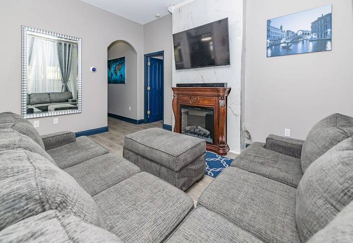 Vacation rental for 12 people, with balcony and yard in Four Corners