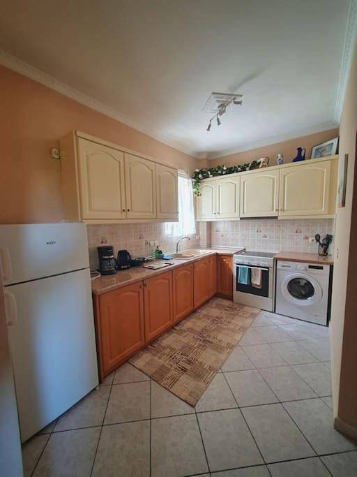 Gîte pour 4 personnes, avec terrasse dans Pythagoreio - 4