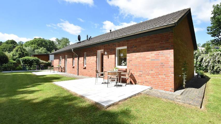 Ferienhaus für 4 Personen, mit Sauna und Garten sowie Terrasse, mit Haustier in Damshagen