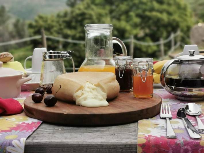 Maison de campagne pour 3 personnes, avec vue ainsi que piscine et jardin à Covilhã - 2
