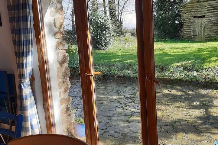 Gîte pour 5 personnes, avec terrasse et jardin à Carnoët - 4