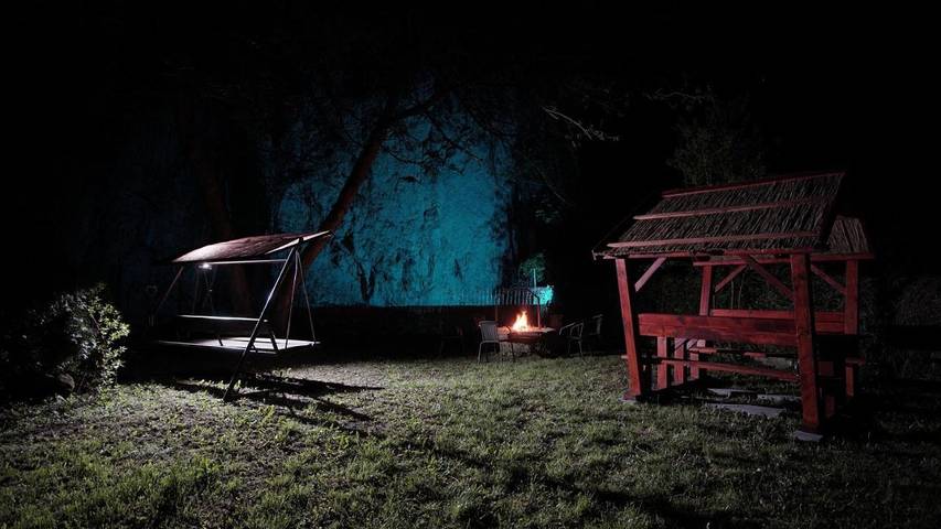 Gästehaus für 8 Personen, mit Balkon und Garten sowie Ausblick - 1
