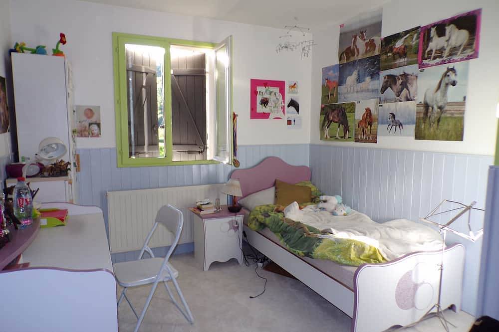 Grande maison familiale au vert à 13 km de Lyon in Lissieu, Lyon et ses environs