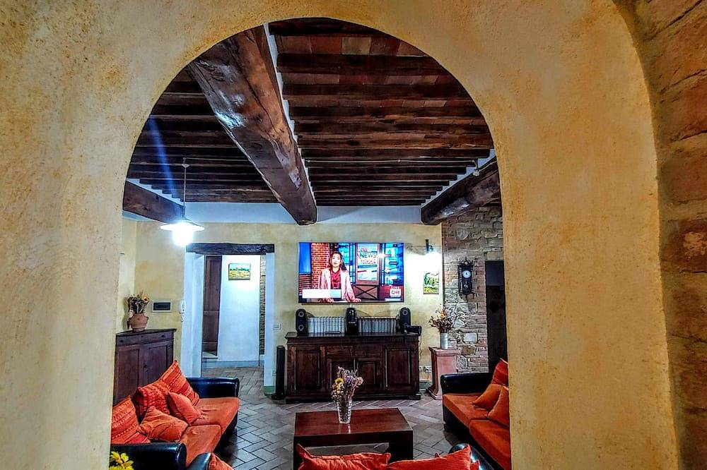 Villa in Montalcino, exclusive for you, stunning view!!! in San Giovanni d'Asso, Montalcino