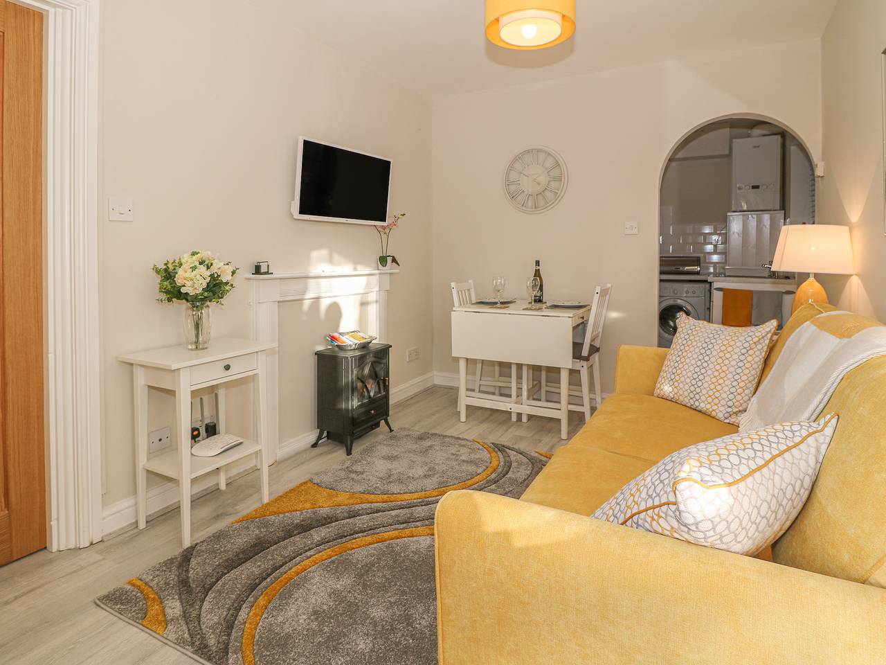 Holly Cottage in Criccieth, Gwynedd