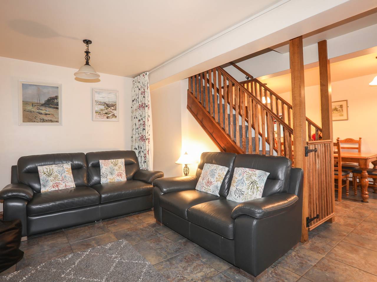 Ty'n y Clawdd in Dyffryn Ardudwy, Snowdonia
