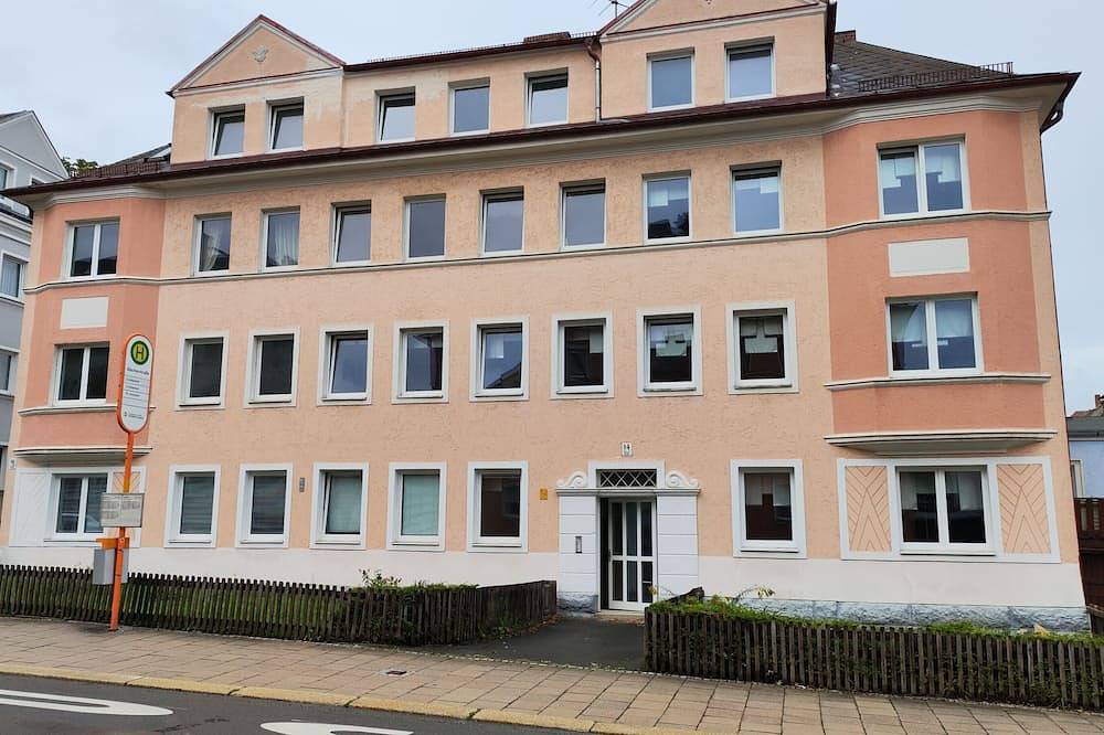 Ganze Wohnung, 2 Zimmerwohnung in Hof bis 7 Personen in Hof, Oberfranken