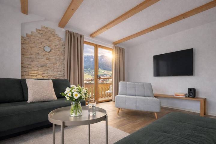 Ferienwohnung für 8 Personen, mit Ausblick und Balkon - 1