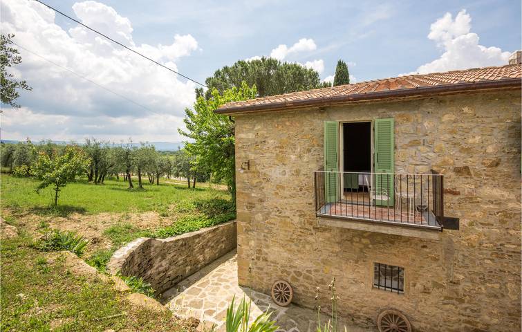 Appartamento di 380 m² con WiFi, AC, piscina e parcheggio in Arezzo, Chianti