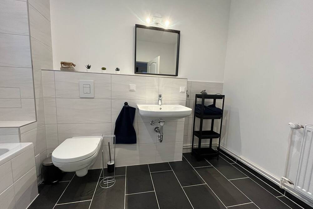 Ganze Wohnung, Gutshof von Gemünden Ferienwohnung 3 in Bernau bei Berlin, Barnimerland Region