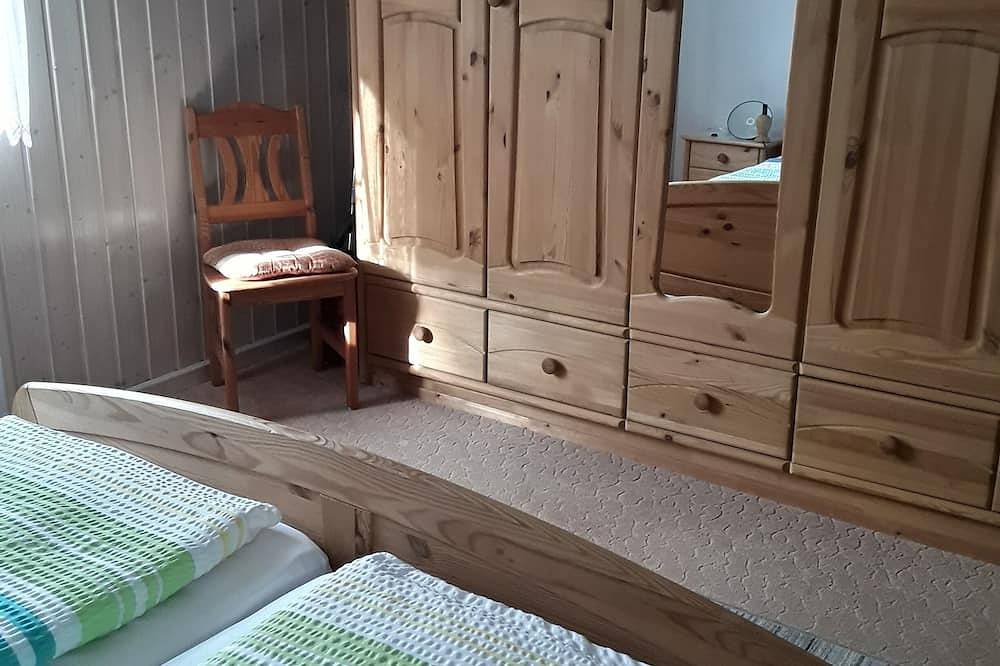 Ganze Wohnung, Ferienwohnung Hunz - Fewo 2 in Schutz, Vulkaneifel