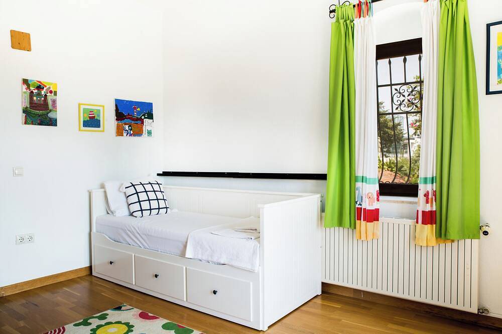 Spacious 5-Br villa in charming Bodrum Bitez with Private Pool - Metis Holiday in Bodrum, Türkische Ägäis