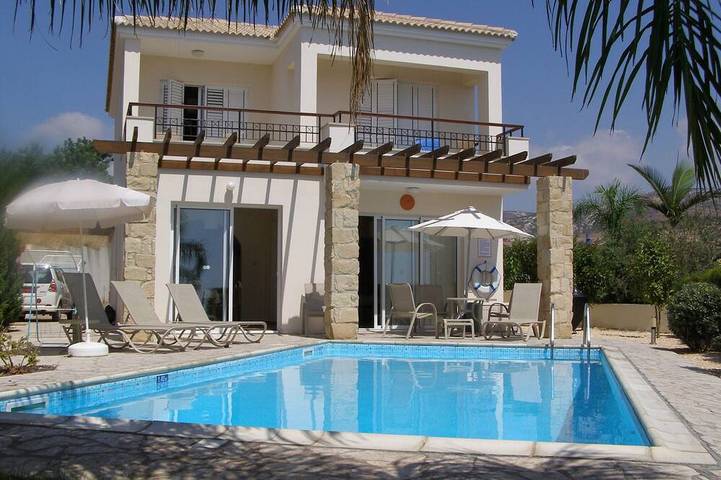 Holiday rental for 6 people, with garden in Peyia