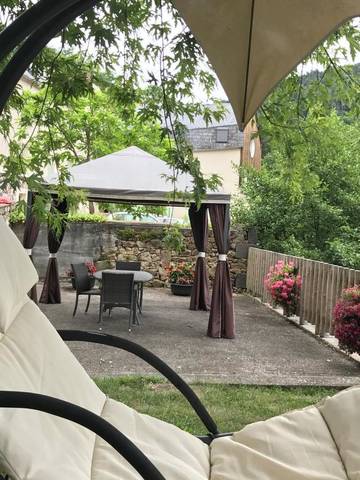 Cottage pour 2 personnes, avec vue et jardin à Châteauneuf-les-Bains
