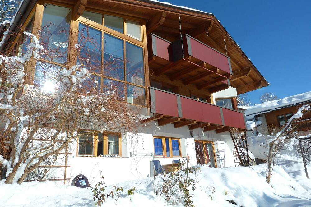 Ganze Wohnung, Private, moderne Ferienwohnung mit eigener Terrasse und atemberaubendem Ausblick in Kaunergrat, Kauns