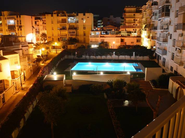Holiday apartment for 3 people, with terrace and pool in Nerja Centre