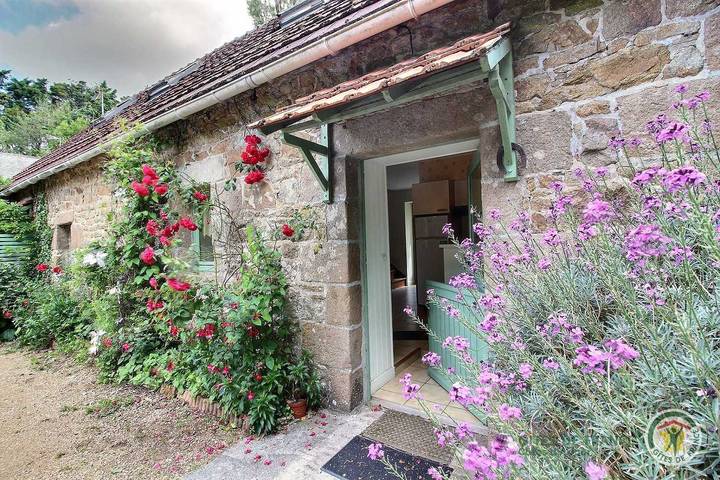 Maison de vacances pour 4 personnes, avec Terrasse et Jardin à Louannec