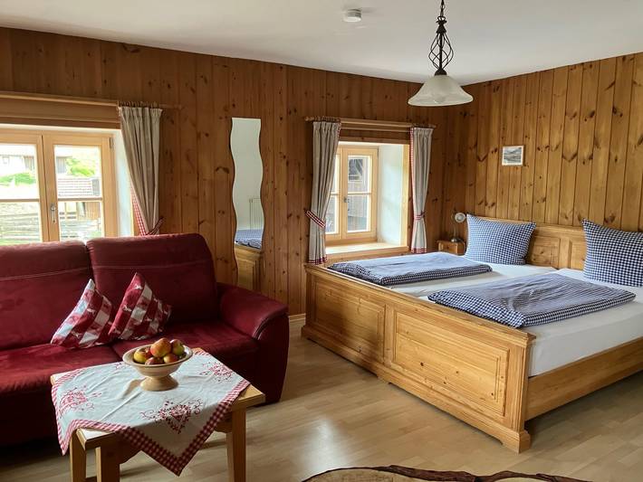 Ganze Ferienwohnung, Beim Aubauern - Ferienwohnung Anna 80 qm im 2. Obergeschoss in Bergen (Chiemgau), Chiemsee