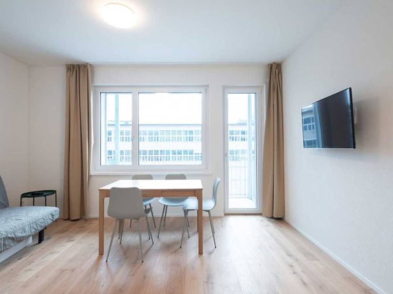 Apartamento inteiro, Apartamento de férias para 4 pessoas in Zurique, Bezirk Zürich