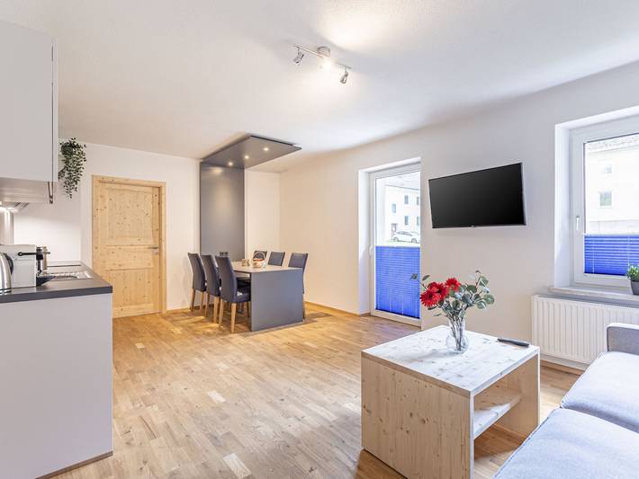 Ferienwohnung für 4 Personen, mit Balkon und Terrasse sowie Sauna in Eisenerz