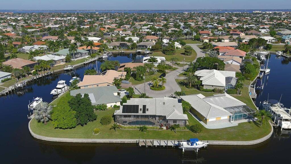 🥇 Beautiful 3bd villa on the water in Punta Gorda Isles, Punta Gorda