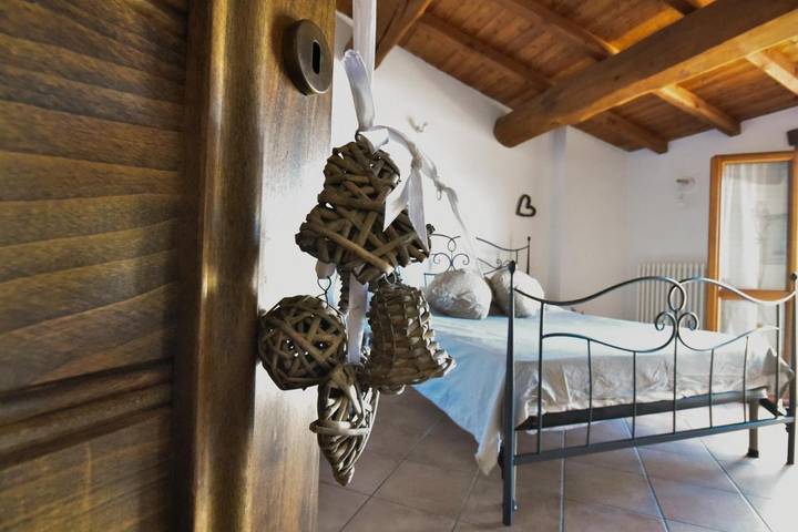 Gîte pour 2 personnes, avec terrasse et vue dans Lingueglietta - 2