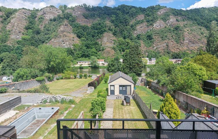 Gîte pour 5 personnes, avec terrasse, adapté aux familles dans Chooz - 2