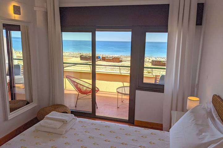Ganze Wohnung, 1-Bett-Apartment Ocean Seasun Vacation Rentals (Preisnachlass für +28 Nächte) in Praia de Monte Gordo, Monte Gordo