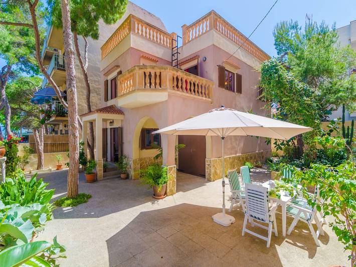 Finca für 6 Personen, mit Balkon und Terrasse in S'Illot Cala Morlanda