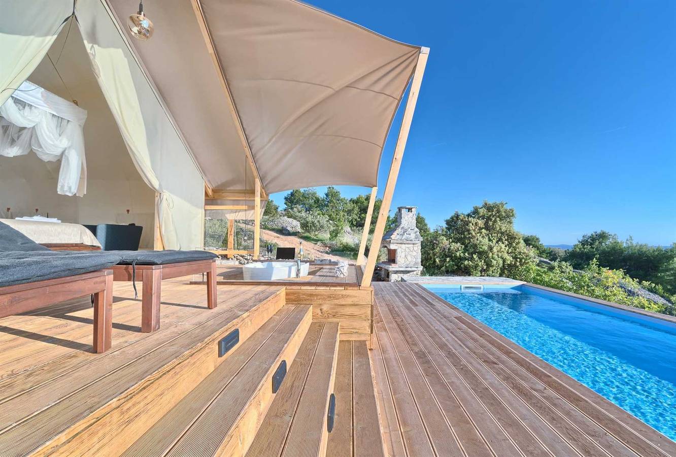 Luxus Glamp New Horizons I in Tisno, Murter