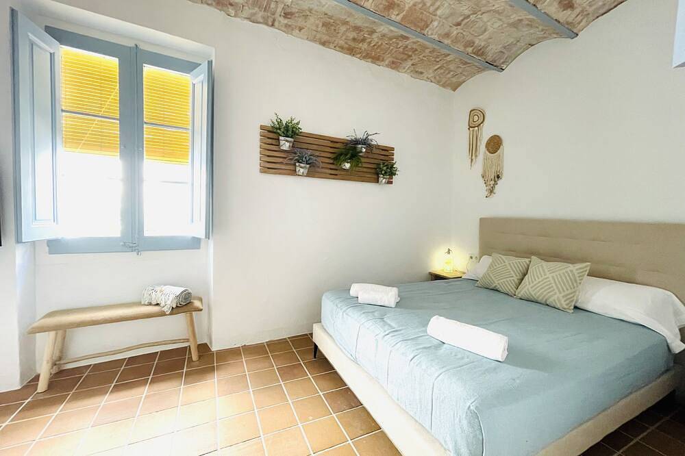 Centrally located house near the sea in Blanes, Costa Brava