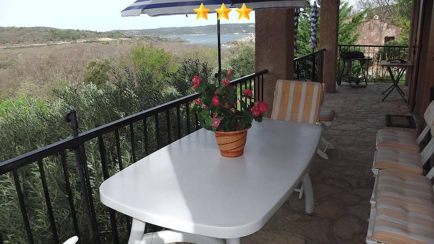 Gîte pour 5 personnes, avec Terrasse ainsi que Jardin et Vue