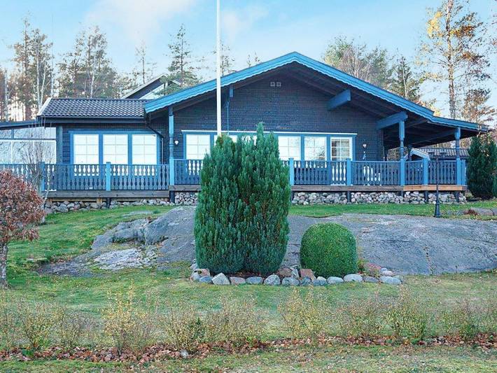 Vakantiehuis voor 4 personen, met terras en tuin, kindvriendelijk in Zweden