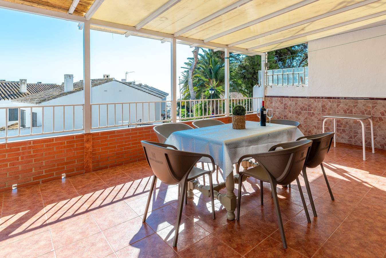 Holiday Home "Casa Pepe Junto al Mar" with Sea View and Terrace in Urbanizacion La Esperanza, Vélez-Málaga