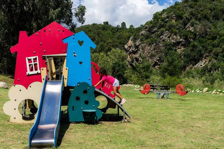 Mobil home pour 6 personnes, avec terrasse à Sari-Solenzara - 4